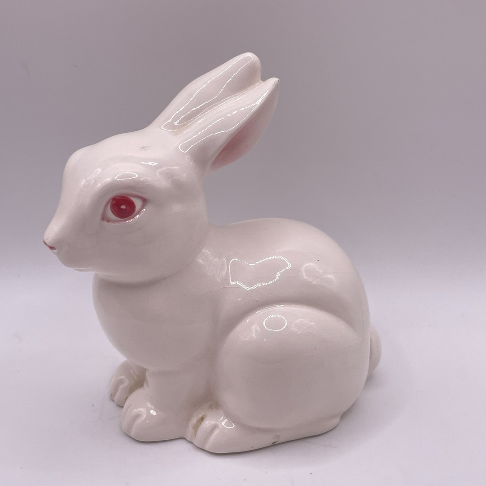 1985 Lefton Porcelain White Rabbit Figurine 04751 Red Eyes‎ 4"